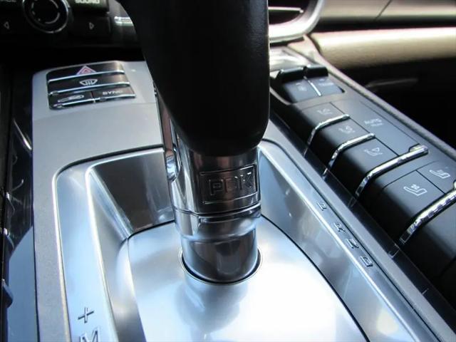 2016 Porsche Panamera 4