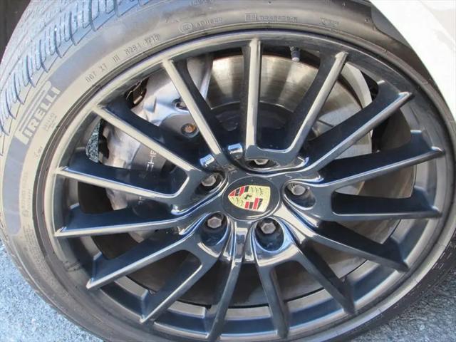 2016 Porsche Panamera 4