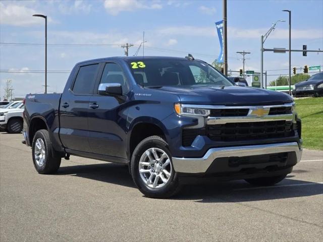2023 Chevrolet Silverado 1500 4WD Crew Cab Short Bed LT with 2FL