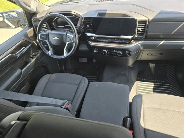 2023 Chevrolet Silverado 1500 4WD Crew Cab Short Bed LT with 2FL