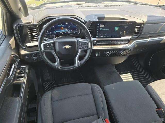2023 Chevrolet Silverado 1500 4WD Crew Cab Short Bed LT with 2FL