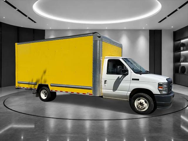 2023 Ford E-350 Cutaway Base