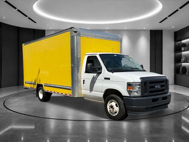 2023 Ford E-350 Cutaway Base