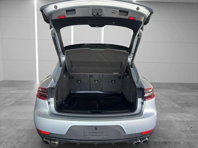 2017 Porsche Macan S