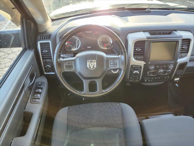 2017 Ram 1500 Big Horn Crew Cab 4x4 5'7" Box