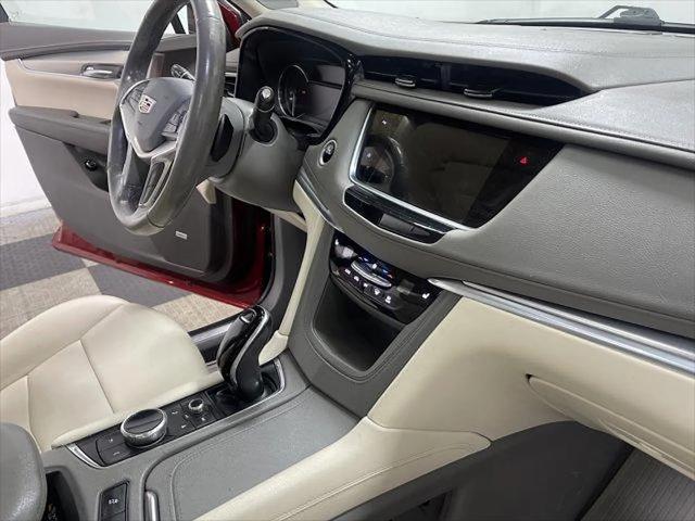 2021 Cadillac XT5 FWD Premium Luxury