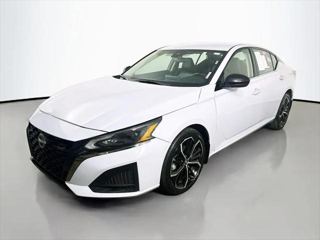 2025 Nissan Altima SR AWD