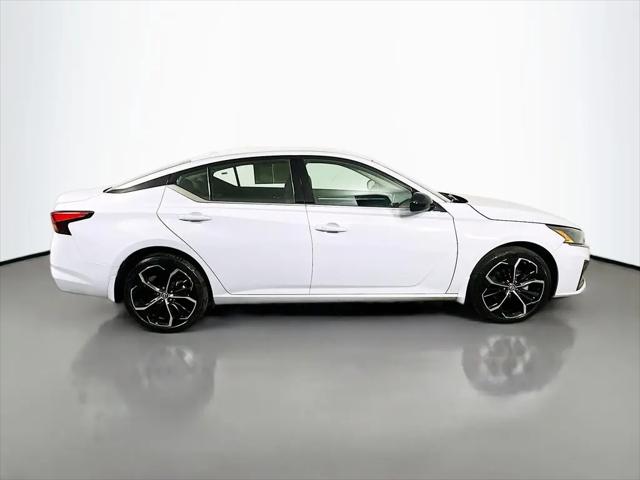 2025 Nissan Altima SR AWD