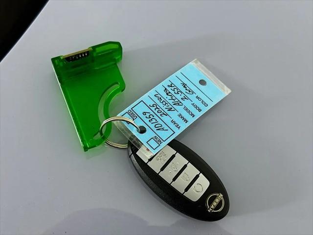 2025 Nissan Altima SR AWD