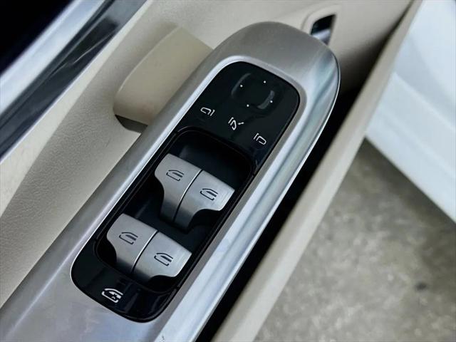 2023 Mercedes-Benz C-CLASS C 300 4MATIC Sedan