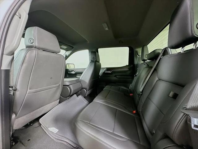 2025 GMC Sierra 1500 4WD Crew Cab Short Box SLT