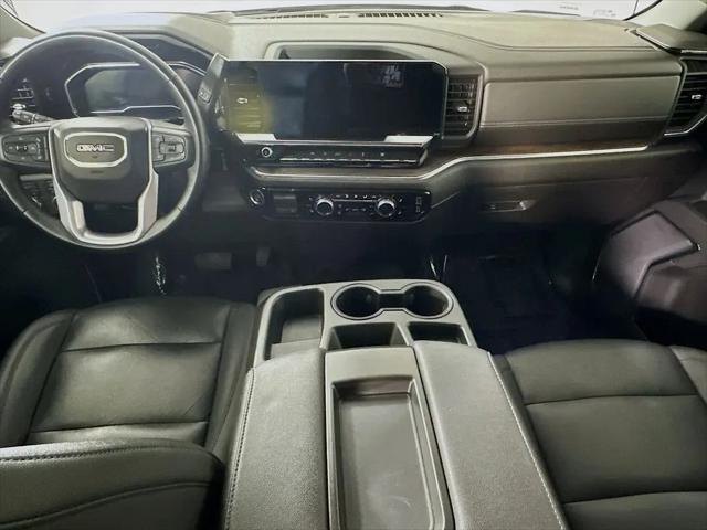 2025 GMC Sierra 1500 4WD Crew Cab Short Box SLT
