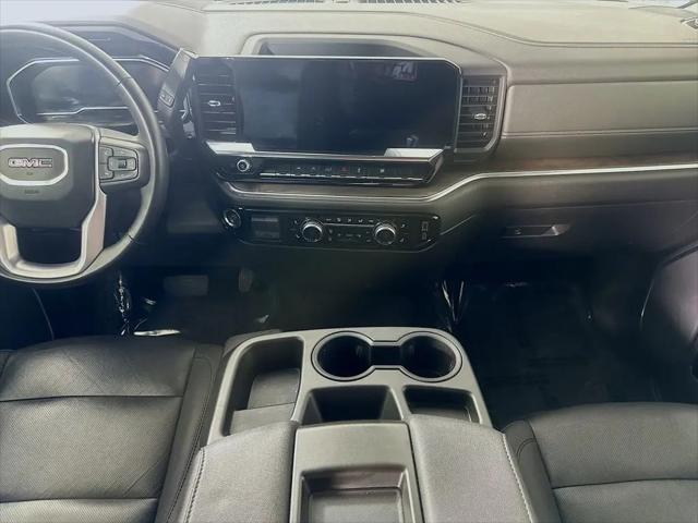2025 GMC Sierra 1500 4WD Crew Cab Short Box SLT