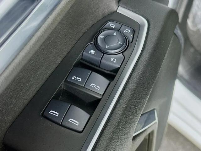 2025 GMC Sierra 1500 4WD Crew Cab Short Box SLT