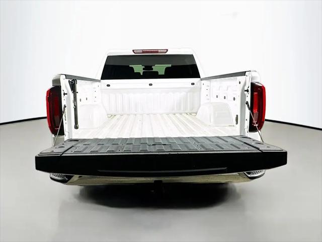 2025 GMC Sierra 1500 4WD Crew Cab Short Box SLT