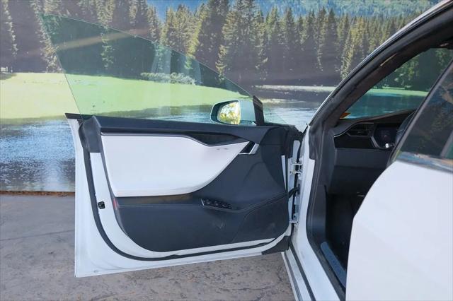 2020 Tesla Model S Long Range Plus Dual Motor All-Wheel Drive