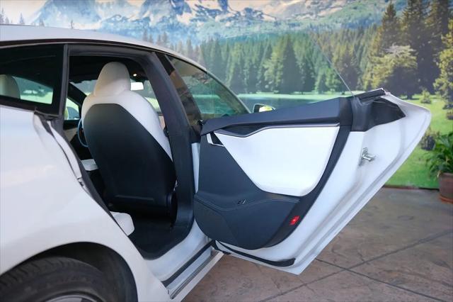 2020 Tesla Model S Long Range Plus Dual Motor All-Wheel Drive