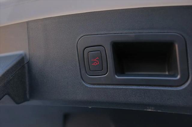 2020 Tesla Model S Long Range Plus Dual Motor All-Wheel Drive