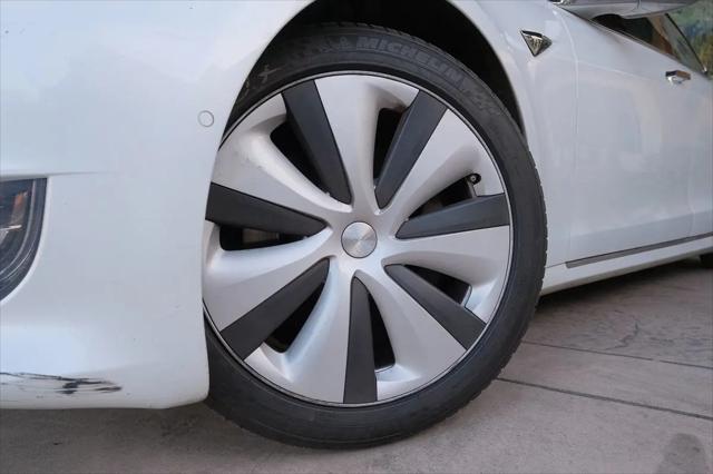 2020 Tesla Model S Long Range Plus Dual Motor All-Wheel Drive