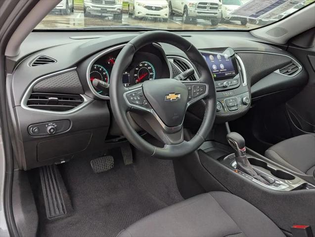 2023 Chevrolet Malibu FWD RS