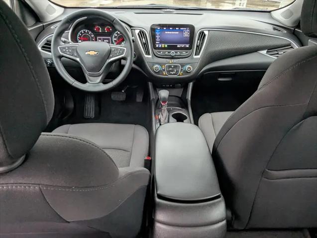 2023 Chevrolet Malibu FWD RS