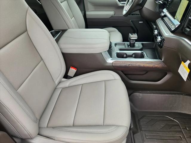2026 GMC Sierra 1500 Crew Cab, Short Bed, SLT, 4WD