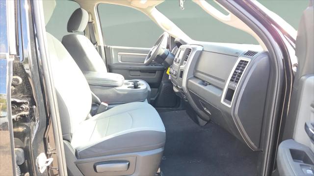 2024 Ram 1500 Classic SLT Quad Cab 4x2 6'4" Box
