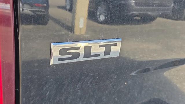 2024 Ram 1500 Classic SLT Quad Cab 4x2 6'4" Box
