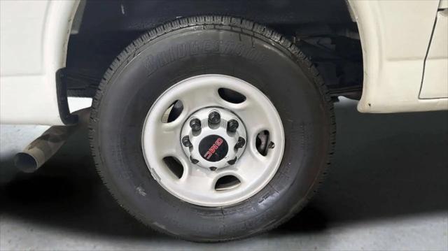 2024 GMC Savana Cargo RWD 2500 Regular Wheelbase Work Van