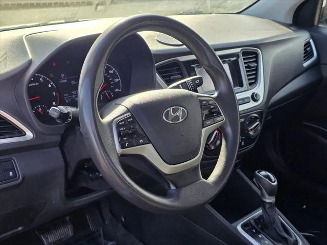2022 Hyundai Accent SE