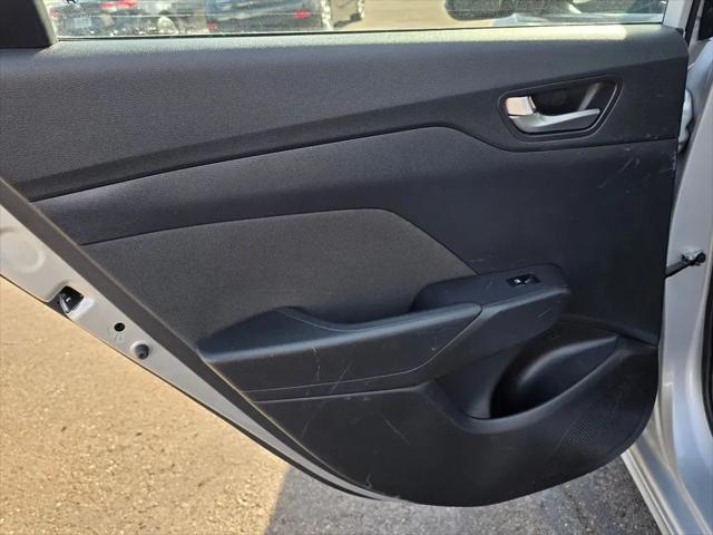 2022 Hyundai Accent SE
