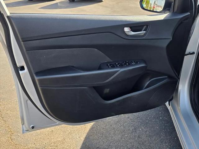 2022 Hyundai Accent SE