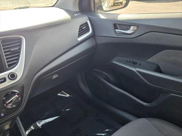2022 Hyundai Accent SE