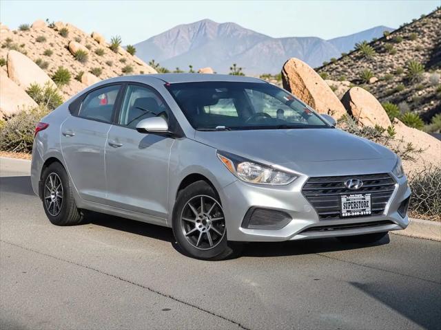 2022 Hyundai Accent SE
