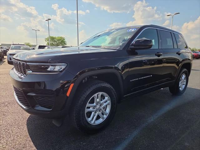 2025 Jeep Grand Cherokee Laredo 4x2