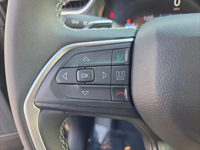 2025 Jeep Grand Cherokee Laredo 4x2