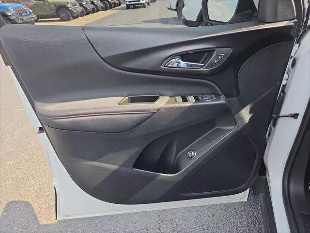 2022 Chevrolet Equinox FWD RS