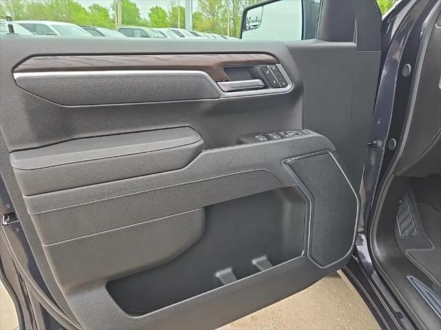 2025 GMC Sierra 1500 4WD Crew Cab Short Box SLT