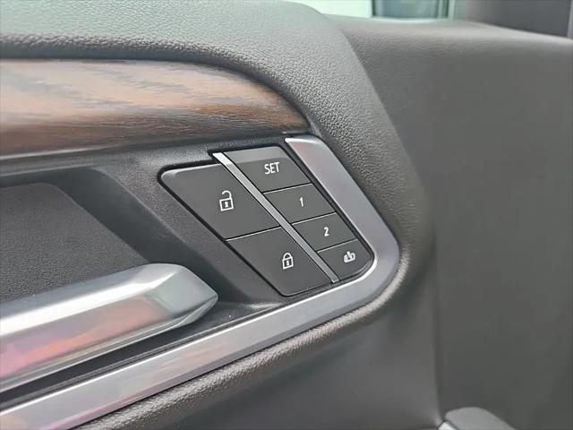 2025 GMC Sierra 1500 4WD Crew Cab Short Box SLT
