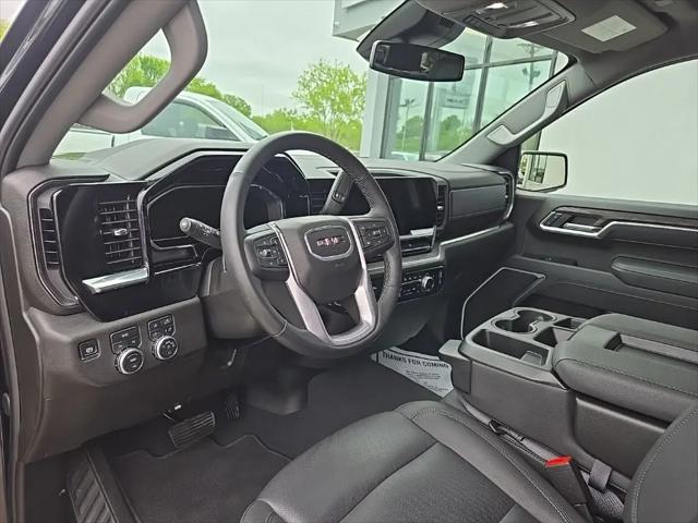 2025 GMC Sierra 1500 4WD Crew Cab Short Box SLT