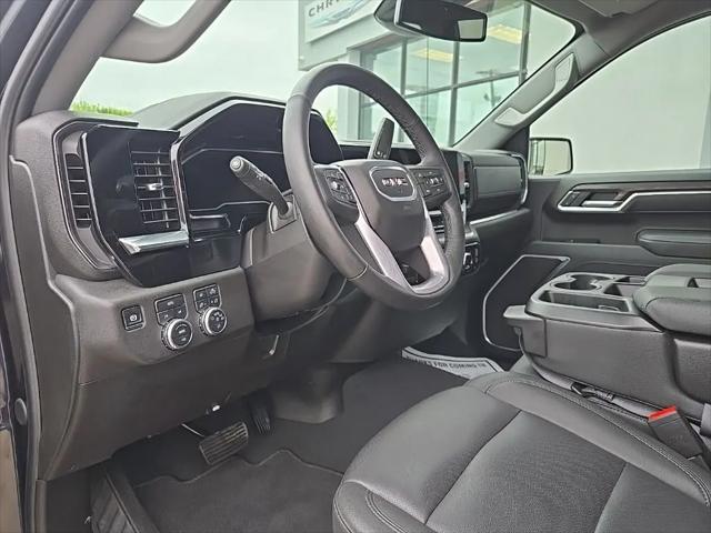 2025 GMC Sierra 1500 4WD Crew Cab Short Box SLT
