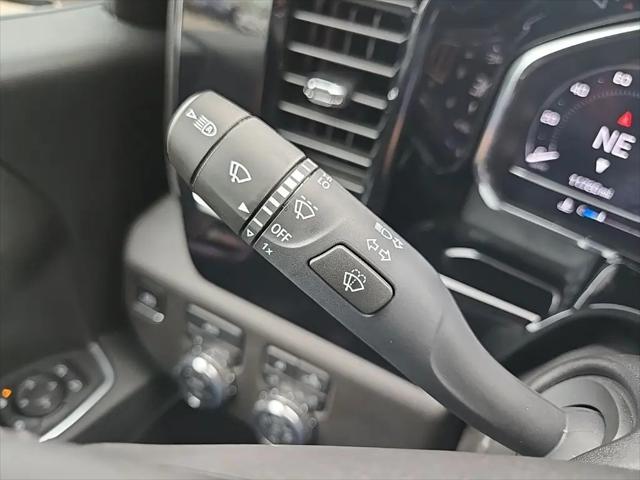 2025 GMC Sierra 1500 4WD Crew Cab Short Box SLT