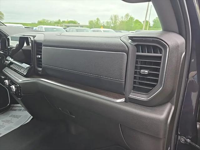 2025 GMC Sierra 1500 4WD Crew Cab Short Box SLT