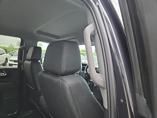 2025 GMC Sierra 1500 4WD Crew Cab Short Box SLT