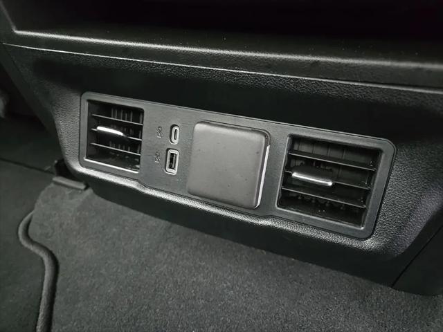 2025 GMC Sierra 1500 4WD Crew Cab Short Box SLT