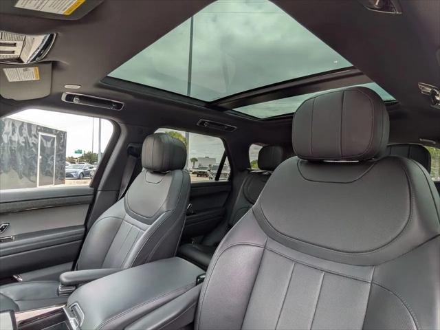 2025 Land Rover Range Rover Sport P360 SE