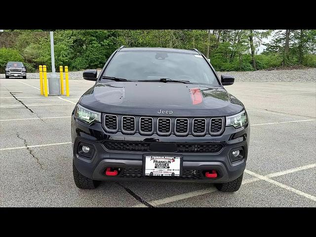 2025 Jeep Compass Trailhawk 4x4