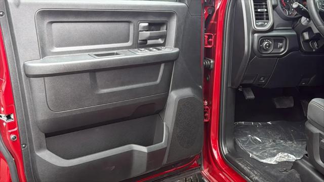 2026 Ram 3500 Tradesman Crew Cab 4x4 8' Box