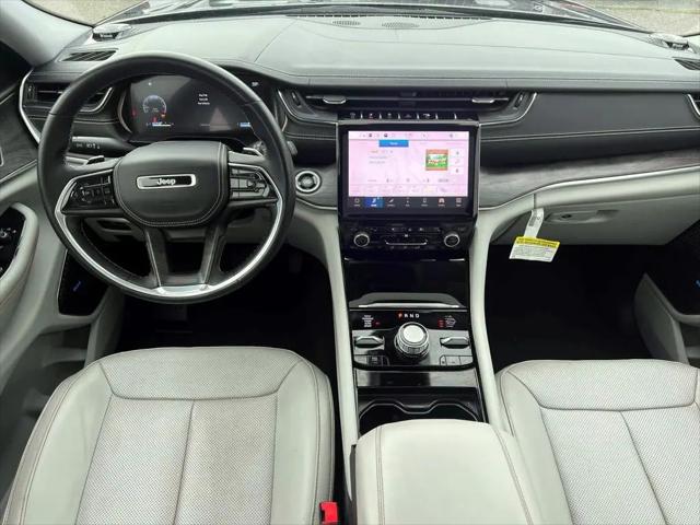 2022 Jeep Grand Cherokee L Overland 4x4