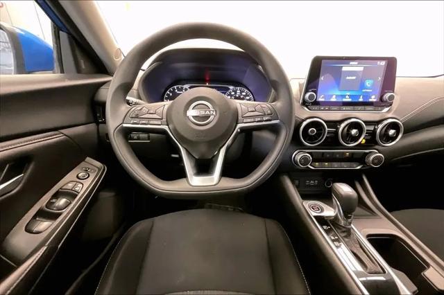 2024 Nissan Sentra SV Xtronic CVT